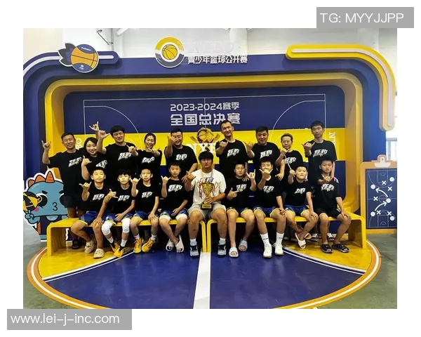 深圳篮球队在篮球配合排行榜中荣获第4名展现团队实力与默契