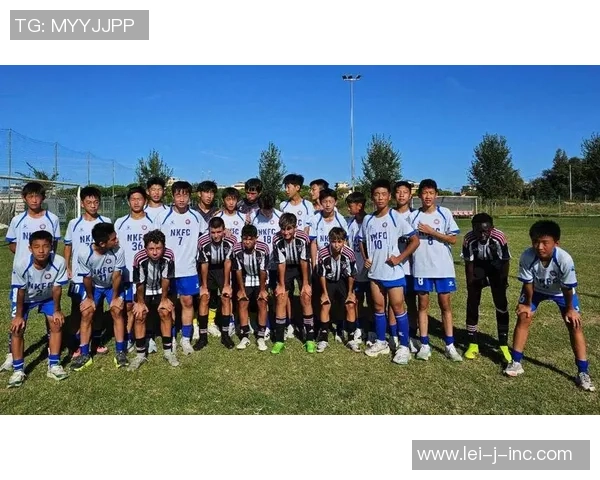 足球明星回馈家乡用收入助力地方发展与青少年足球事业